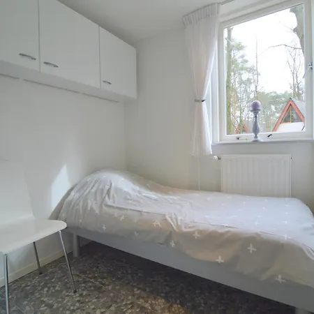 In Near Nature Reserves, Cleaning Included Holiday home Stramproy